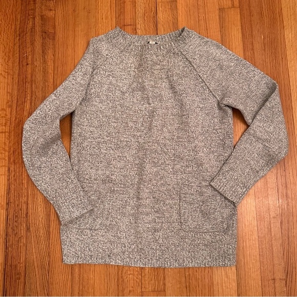 Gap Crafted Crew Neck Sweater Women XS light Gray Knit Pockets(k11) - Picture 2 of 11